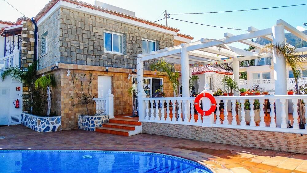 קלפה Hotel Casa Dia Y Noche מראה חיצוני תמונה