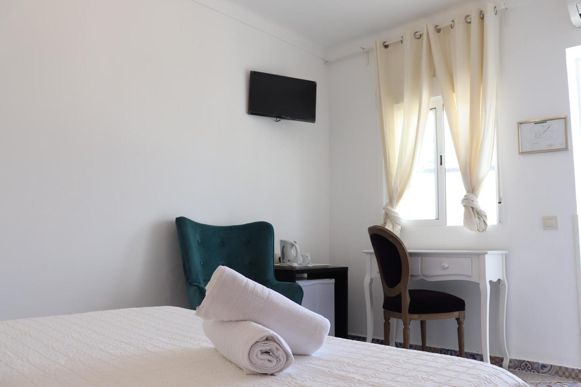 קלפה Hotel Casa Dia Y Noche מראה חיצוני תמונה