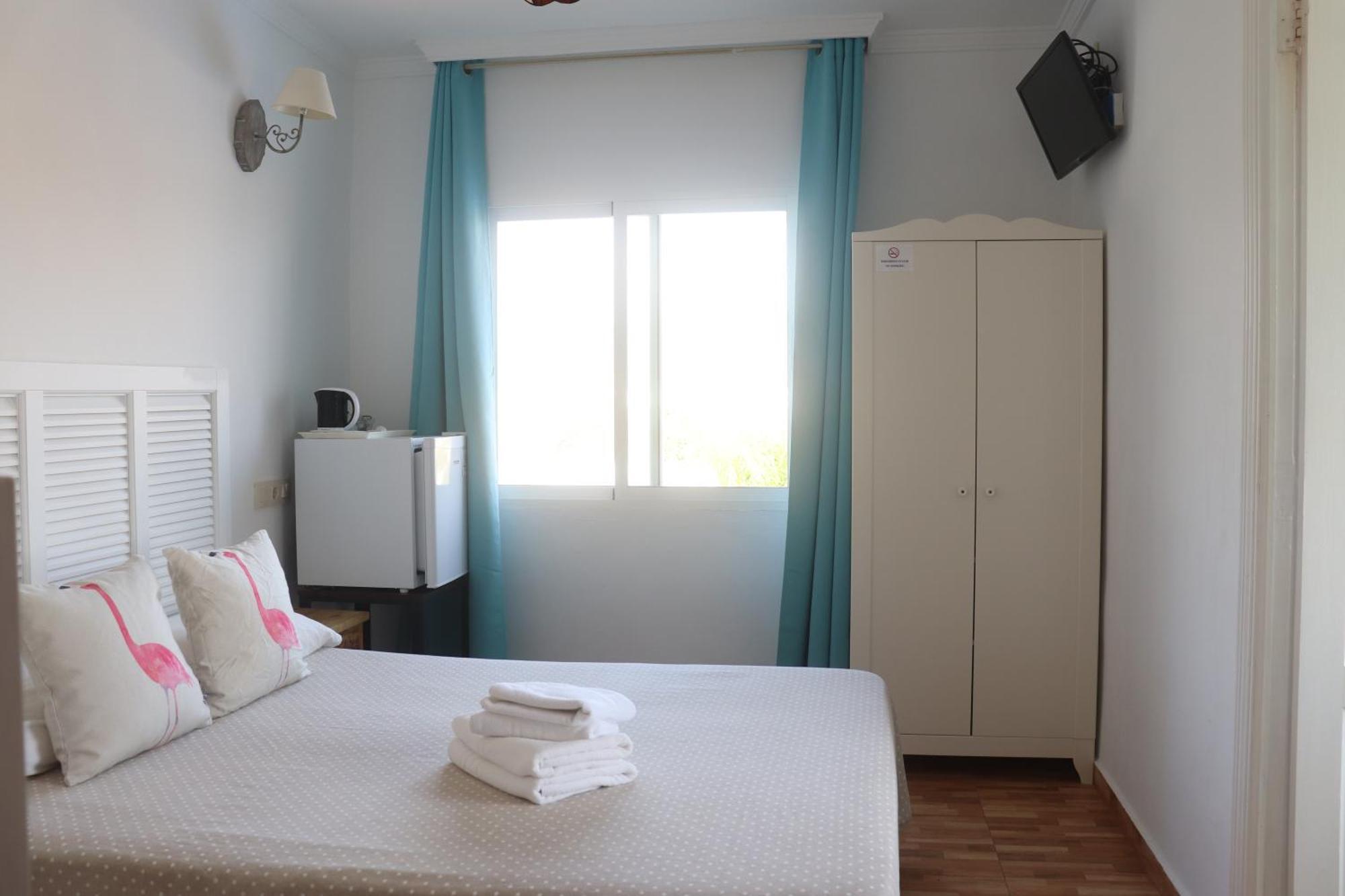 קלפה Hotel Casa Dia Y Noche מראה חיצוני תמונה